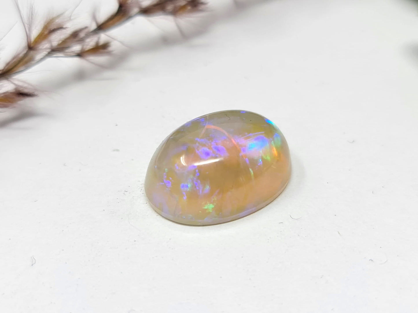 Australischer Crystal Opal aus Lightning Ridge 14x10mm 6,17ct