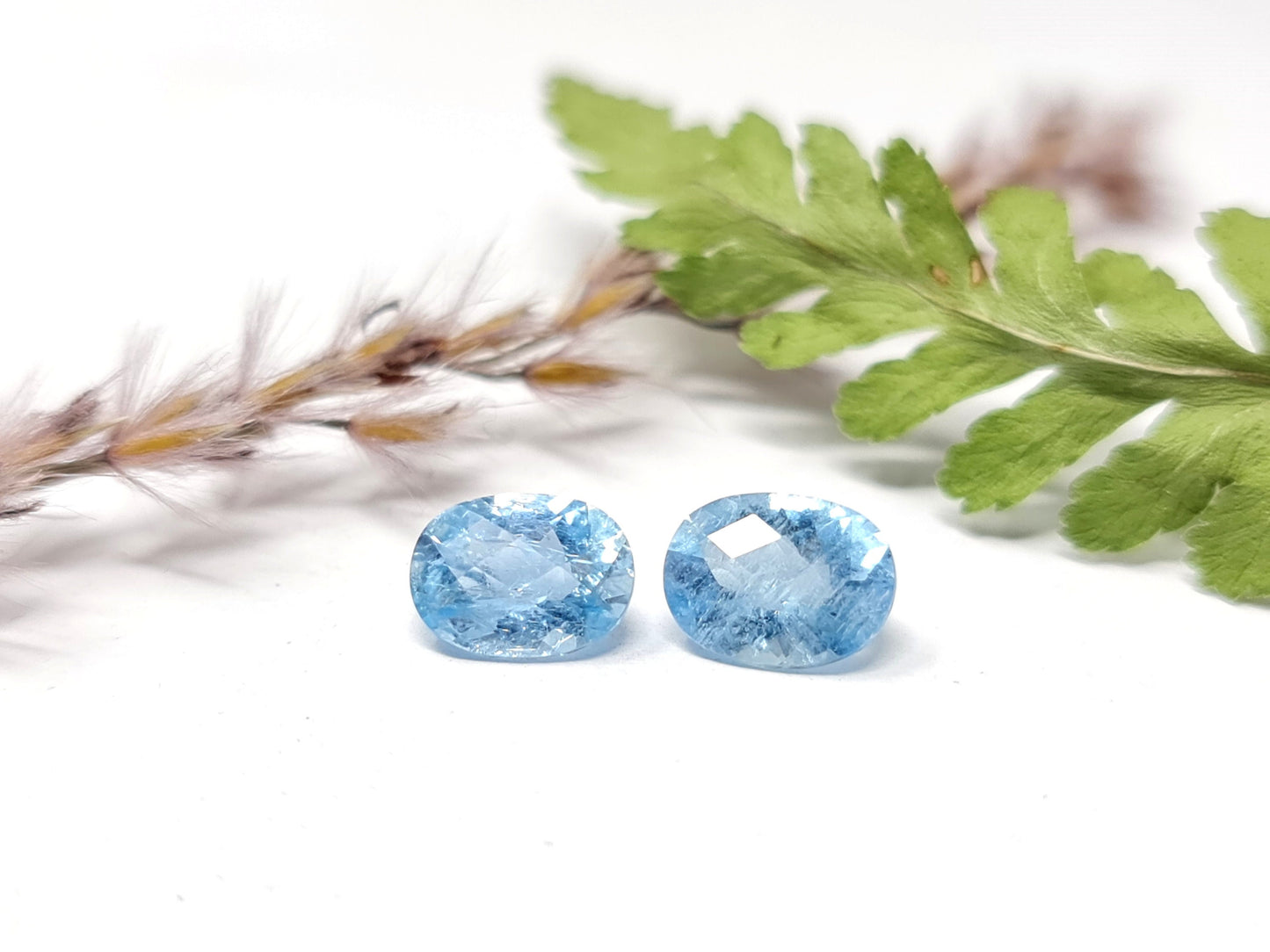 Nr,48, Aquamarin Paar in blau, Checkerboard oval, 8x6mm, 2,41ct