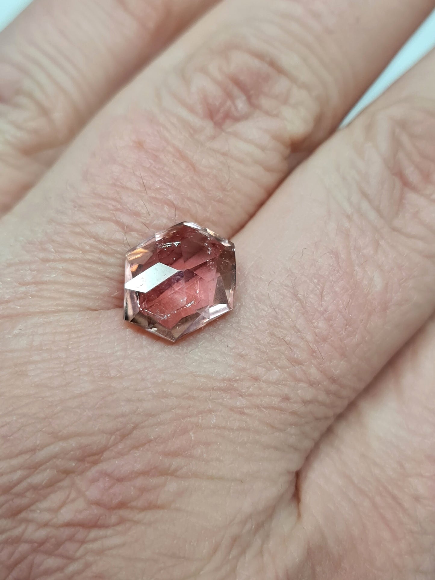 Nr.108 Rosa Turmalin, im doppelseitigen Rosenschliff, 12x10x5mm 5,21ct