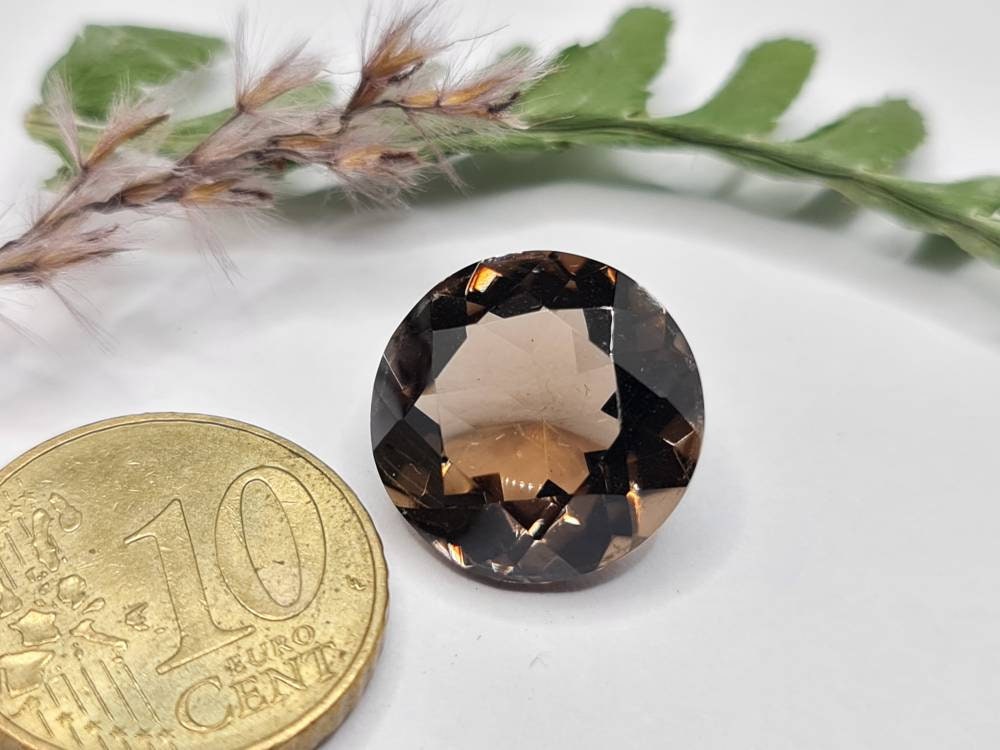 Nr.199 Rauchquarz rund, facettiert, braun ca 14mm, ca 10ct