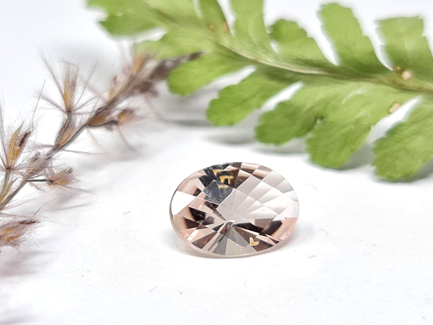 Nr. 60 Turmalin facettiert, rosa, oval, checkerboard 10,3x7,6mm 2,22ct