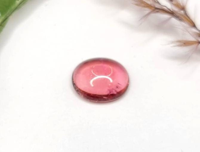 Ovaler Pink-Turmalin Cabochon, rosa Rubellit 10,5x8,7mm 2,68ct (Nr.352)