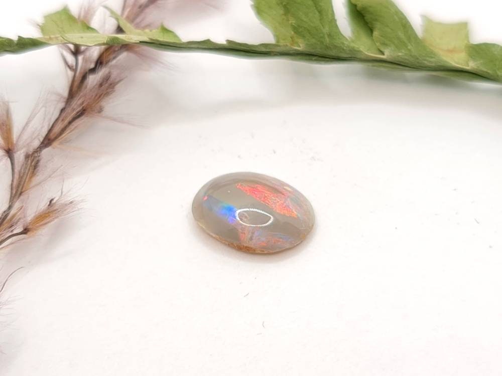 Echter heller Opal aus Lightning Ridge, Australien multicolor Farbspiel 9,3x6,8mm 1ct (Nr.619)