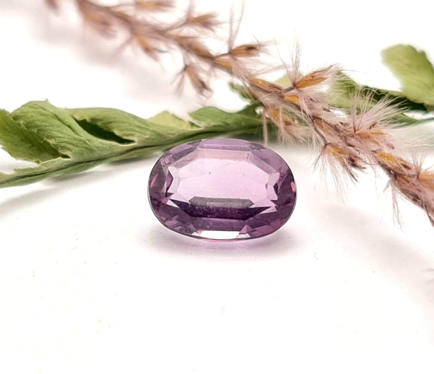 Echter ovaler Amethyst facettiert lila violett 12,3x8,8mm 4,61ct (Nr.745)