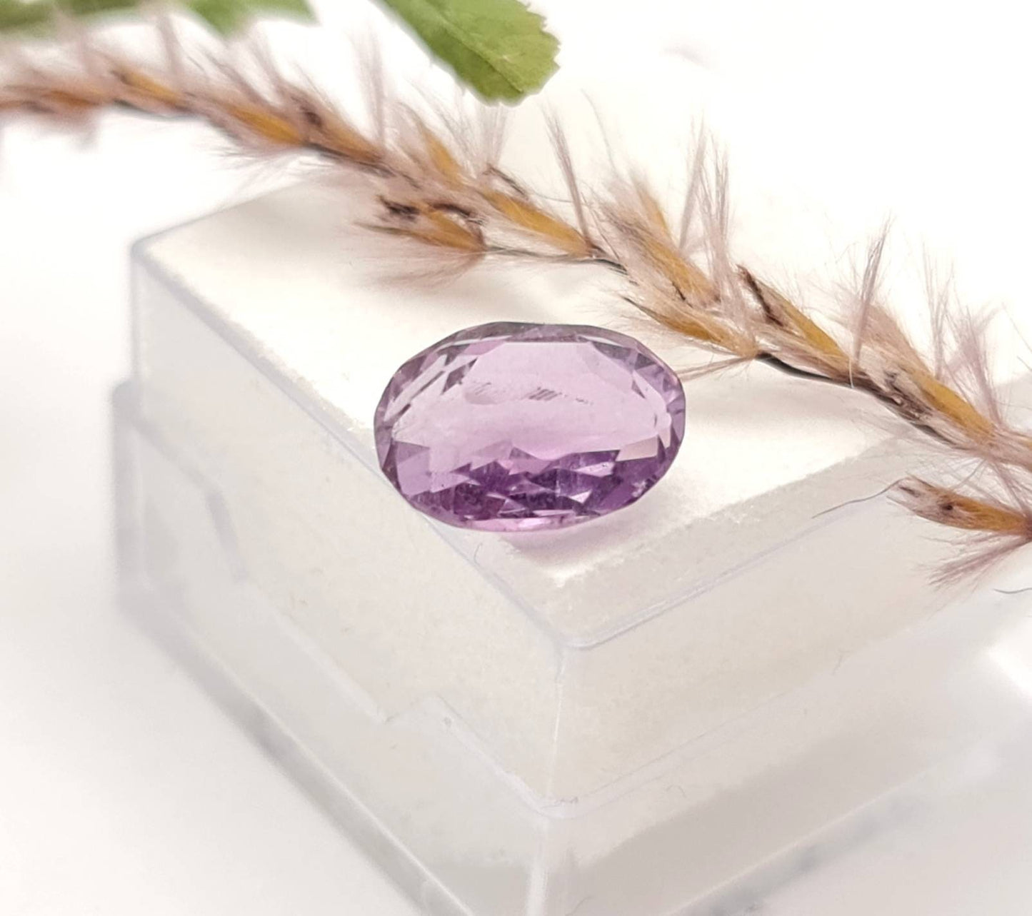 Echter facettierter Amethyst oval, violett lila 10x7,4mm 2,6ct (Nr.881)
