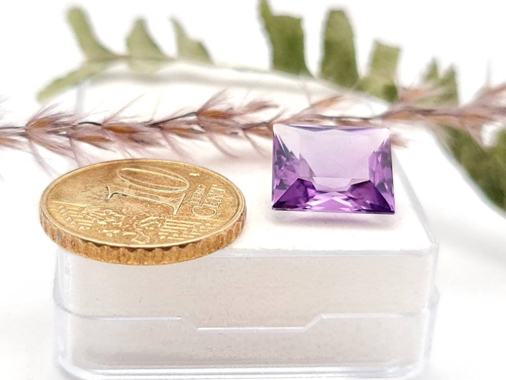 Echter violetter Amethyste lila Rechteck facettiert 12x10,5mm 5,5ct (Nr.933)