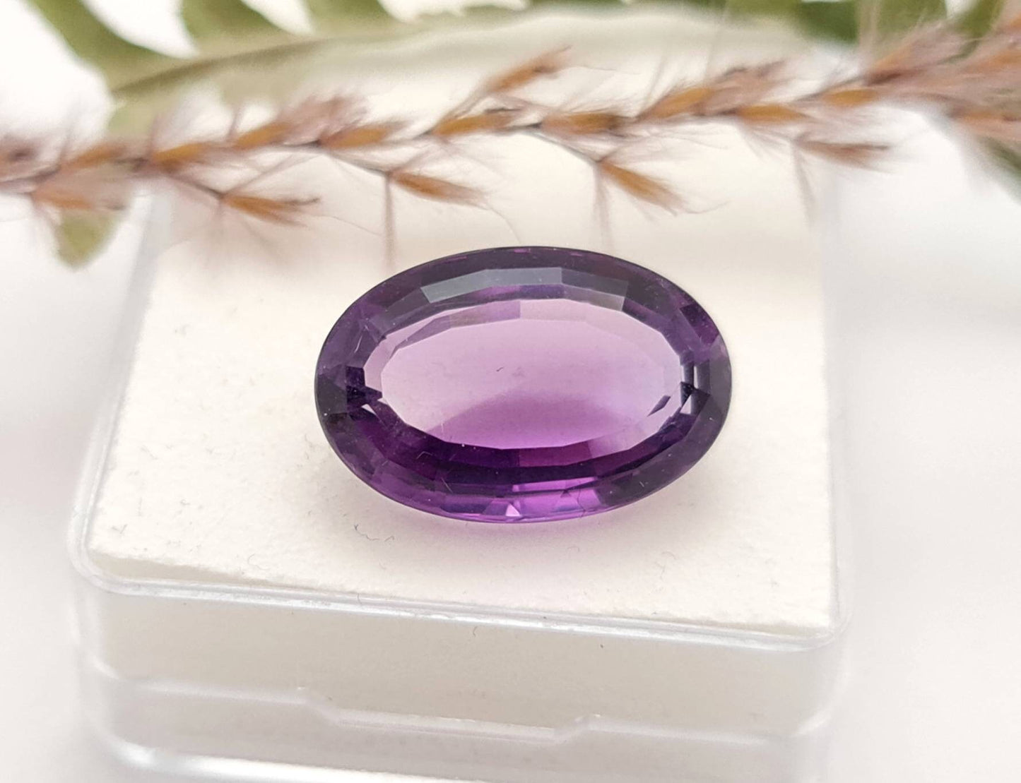 Echter violetter Amethyst oval facettiert lila 19x12,6mm 13,74ct (Nr.991)