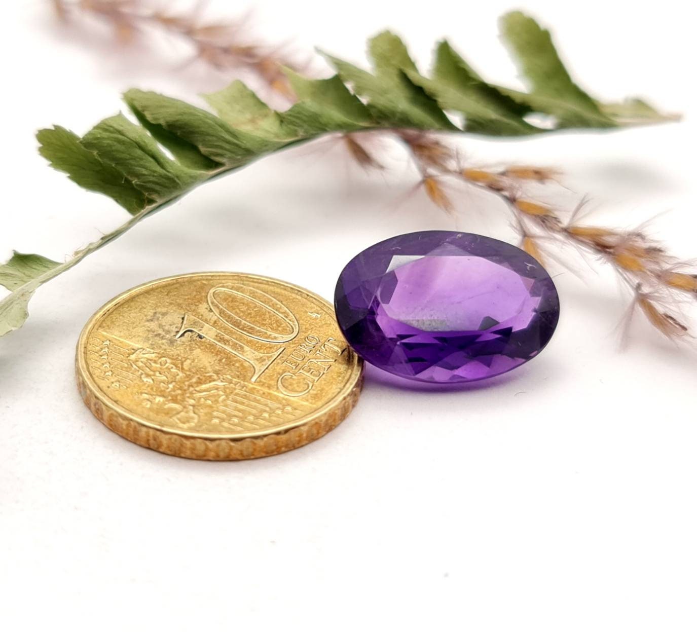 Echter facettierter Amethyst oval violett lila 15,9x11mm 7,42ct (Nr.706)