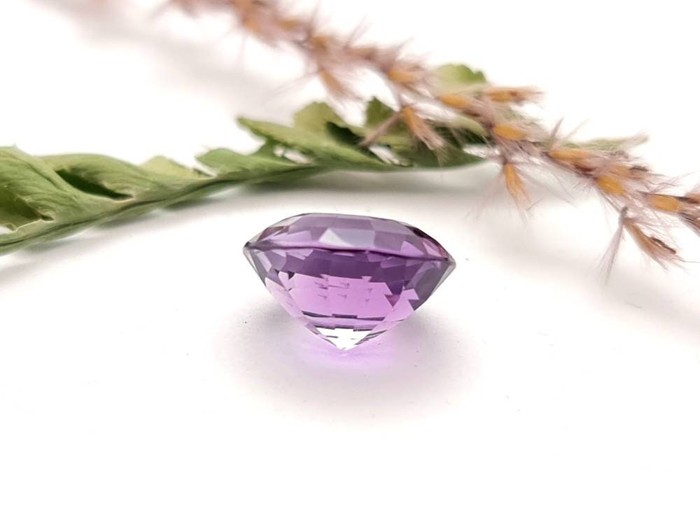 Echter facettierter Amethyst rund violett lila 13,5 mm 8,13ct (Nr.733)