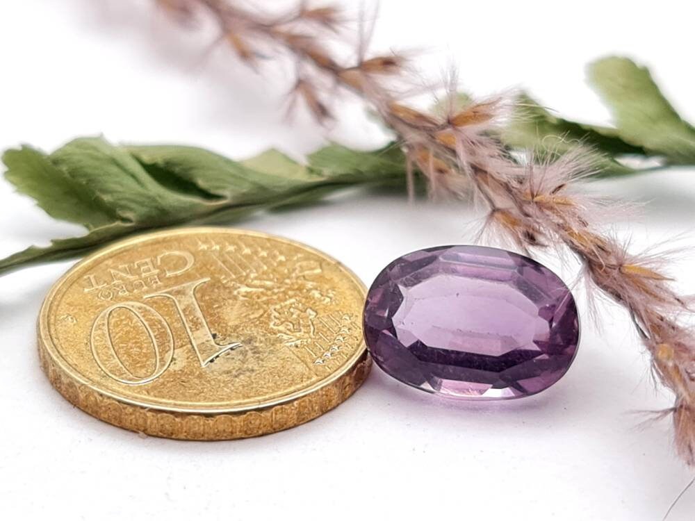 Echter ovaler Amethyst facettiert lila violett 12,3x8,8mm 4,61ct (Nr.745)