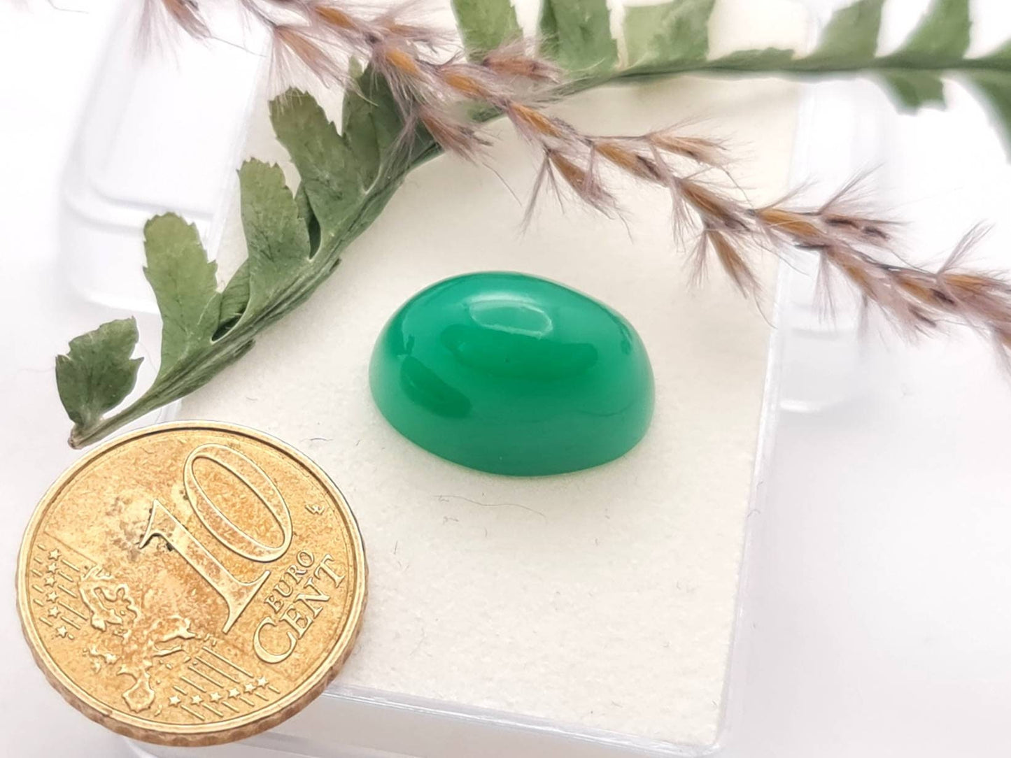 Echter apfelgrüner Chrysopras Cabochon aus Australien, oval 16,9x11,5 mm 13,79ct (Nr.809)