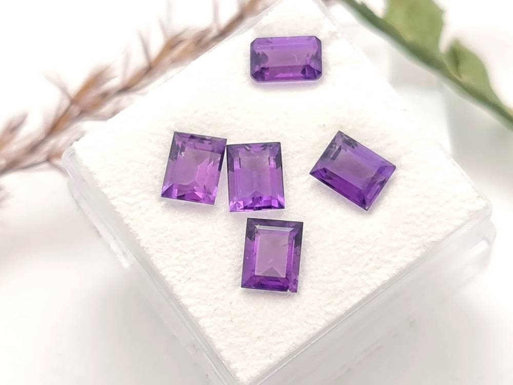 Echte facettierte Amethyste, Lot, 5 Stück violett lila rechteckig 6x4mm 3,5ct (Nr.813)