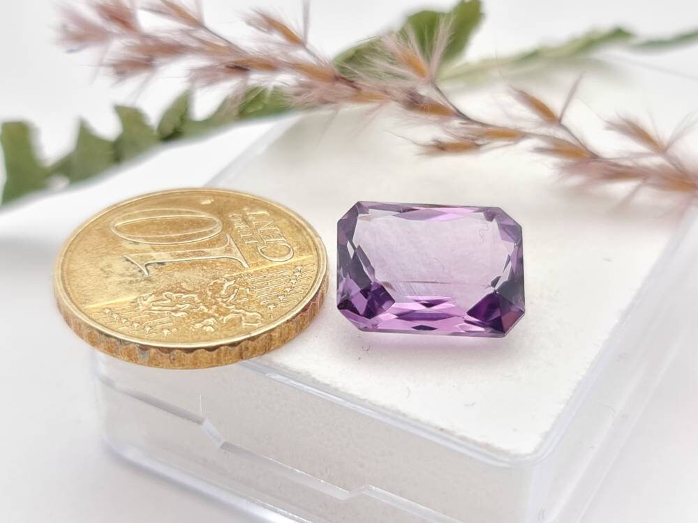 Echter facettierter Amethyst Oktagon lila violett 13x9,8mm 6,5ct (Nr.915)