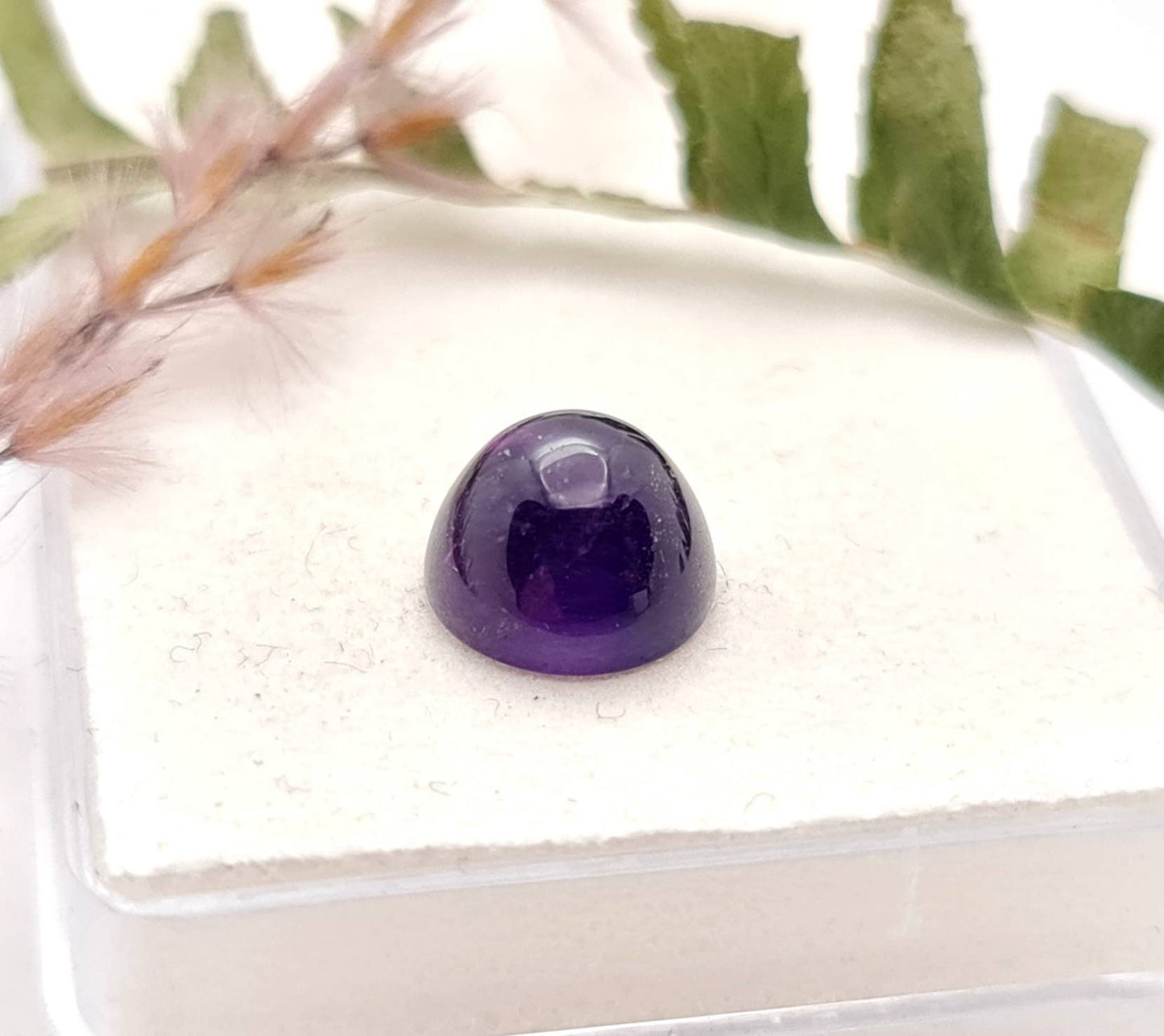 Echter violetter Amethyst Cabochon rund lila 9mm 3,26ct (Nr.1036)