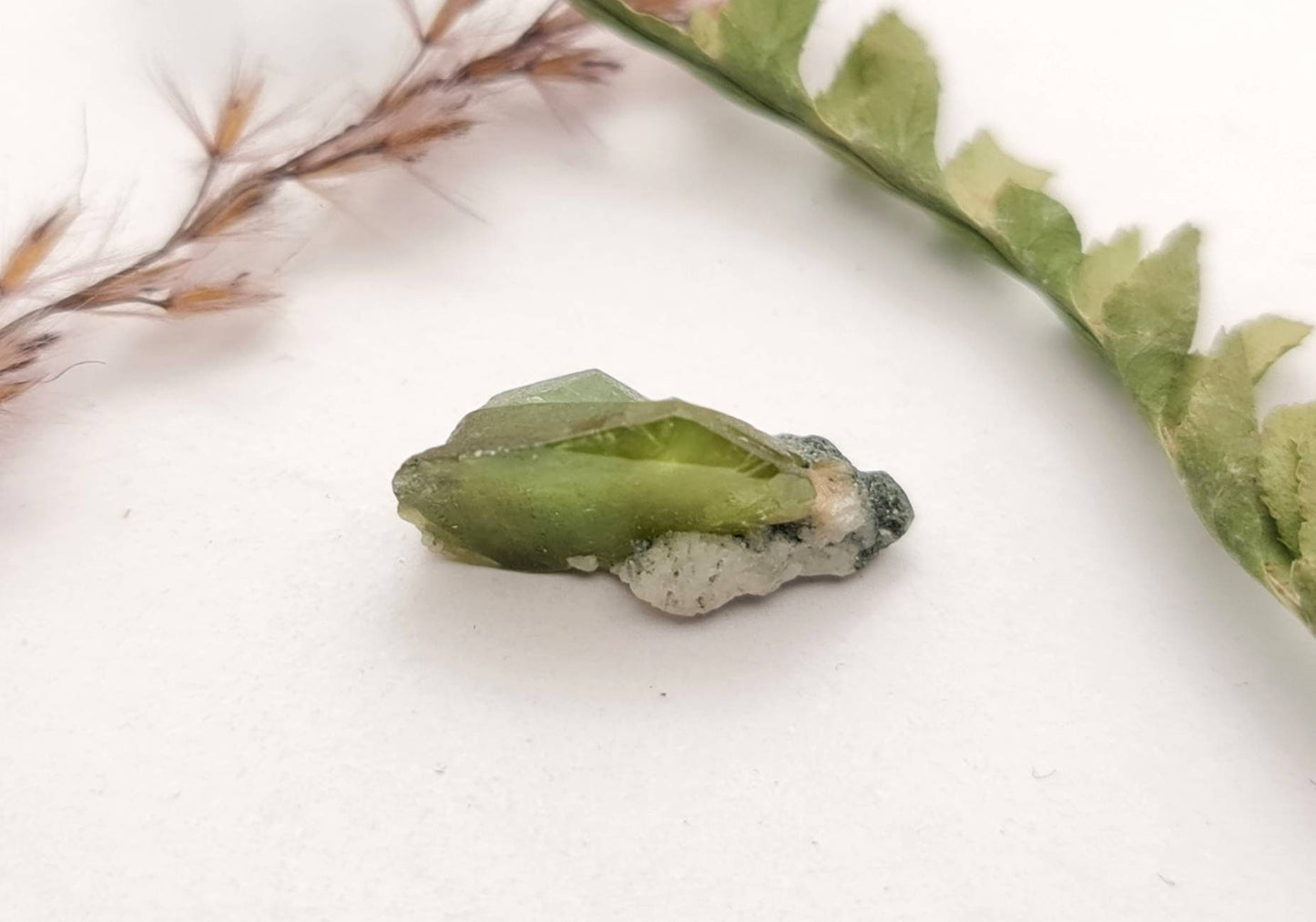 Echter Sphen/Titanit Rohstein aus Pakistan 19,5x10,5mm 8,14ct (Nr.1052)