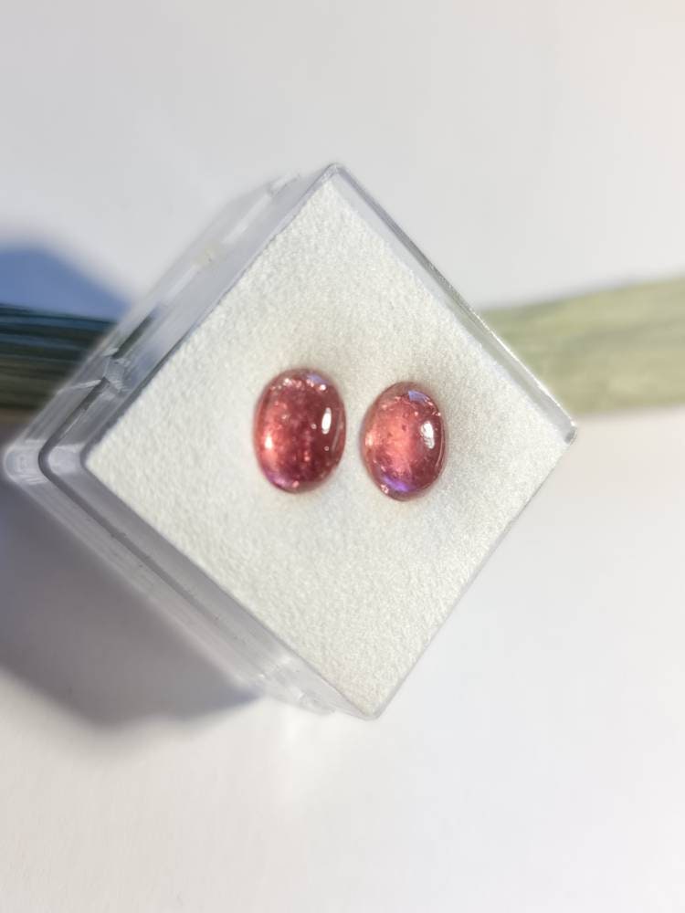 Frühlingsbox 20230029 Turmalin Cabochon, Edelsteine, Paar
