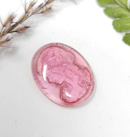 Nr.58 Turmalin Gemme/ Kamee invers, Sonderschliff, Cabochon rosa, 22x17x4mm 13,23ct