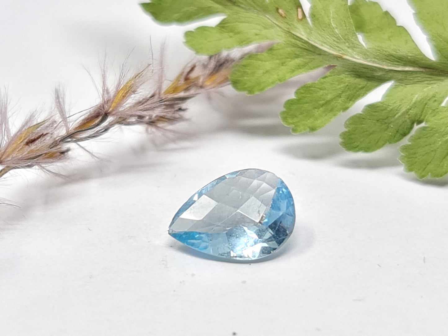 Nr.52 Aquamarin, Tropfen, Checkerboard, blau, 9,5x7mm  1,19ct