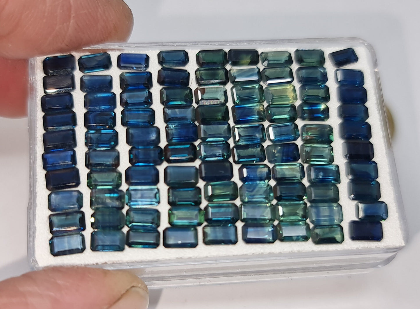 Nr 116 Parti Safir aus Madagascar, rechteck 5x2,5mm blau, teal, grün, gelb, Preis gilt pro Stück