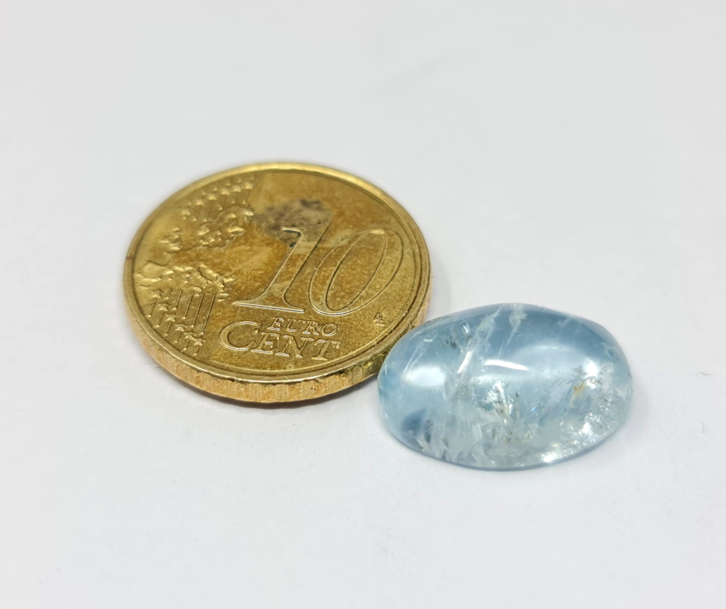 Nr.139 Aquamarin Cabochon blau, oval mit 15,1x10,1mm 8,2ct