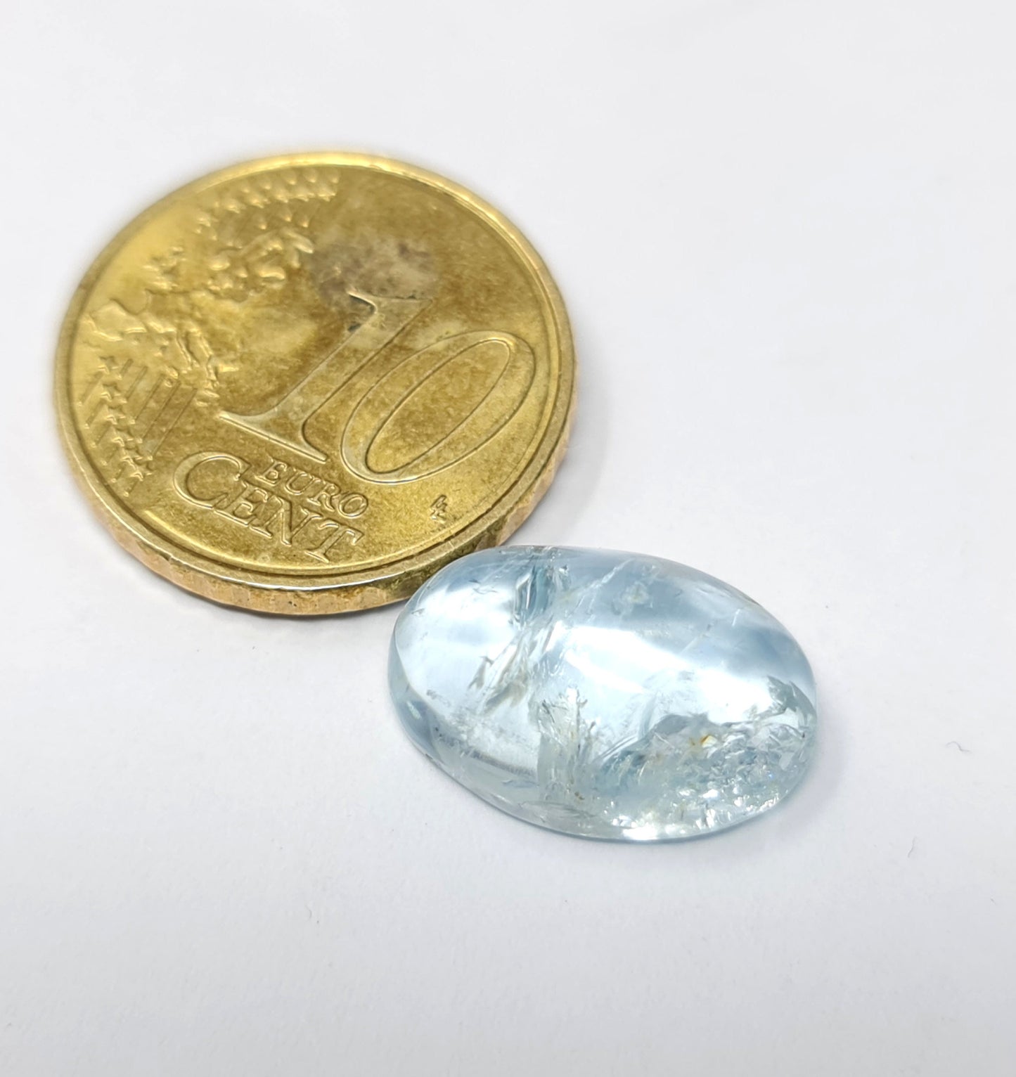 Nr.139 Aquamarin Cabochon blau, oval mit 15,1x10,1mm 8,2ct