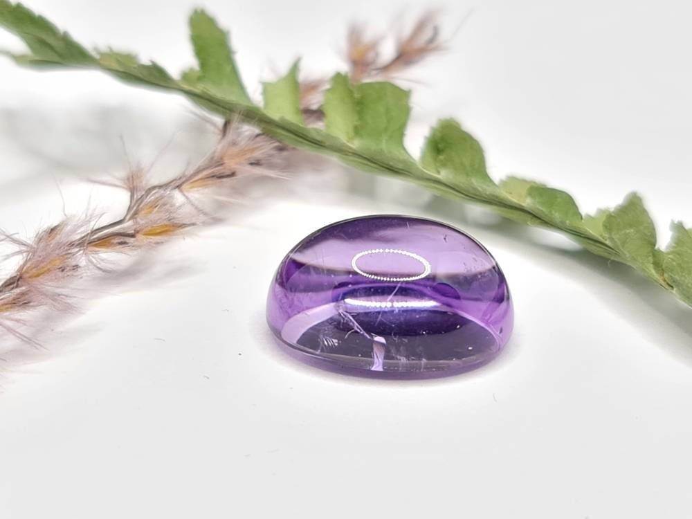 Nr.225 Amethyst Cabochon oval in lila, 16x12mm 11,28ct