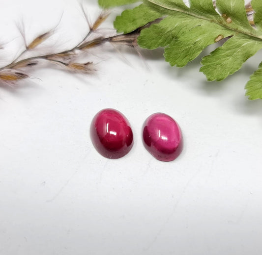 Nr.79 Rubelit / Rosa Turmalin Paar Cabochons 8x6mm 3,9ct