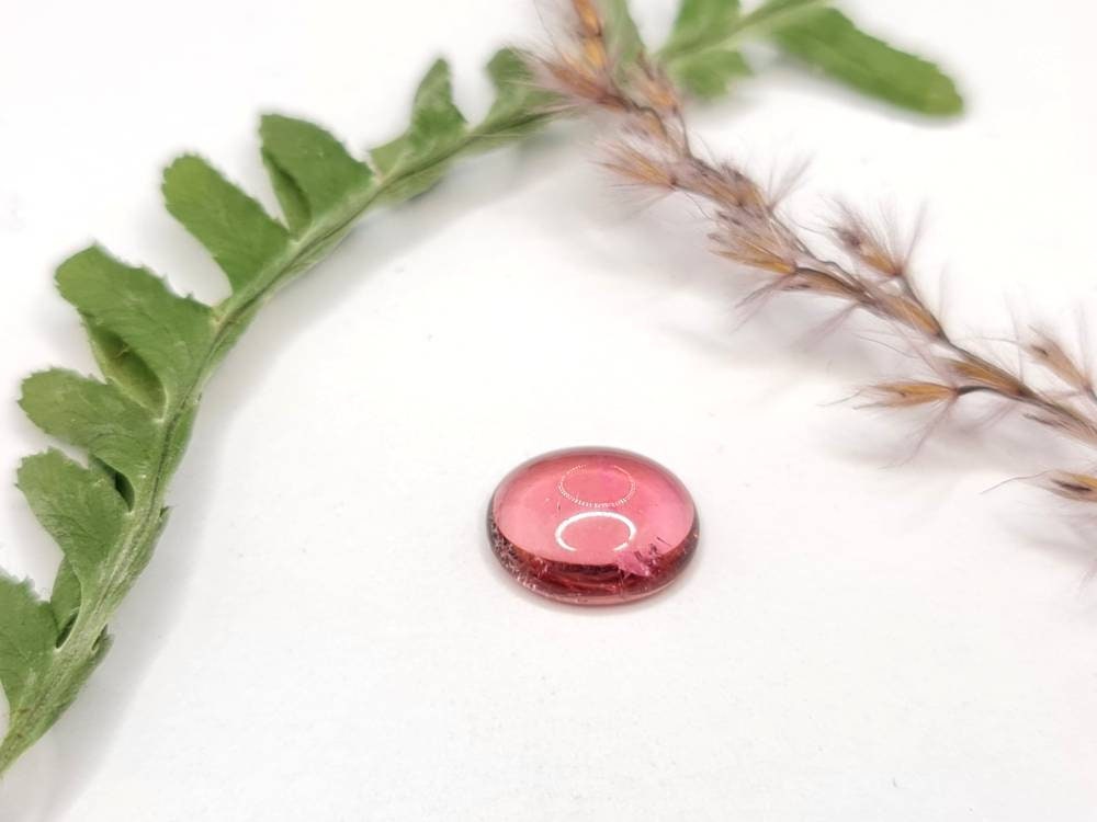 Ovaler Pink-Turmalin Cabochon, rosa Rubellit 10,5x8,7mm  2,68ct (Nr.352)