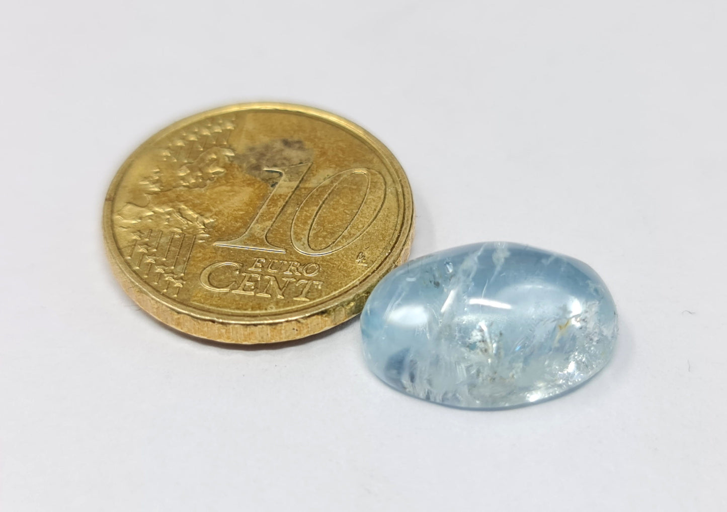 Nr.139 Aquamarin Cabochon blau, oval mit 15,1x10,1mm 8,2ct