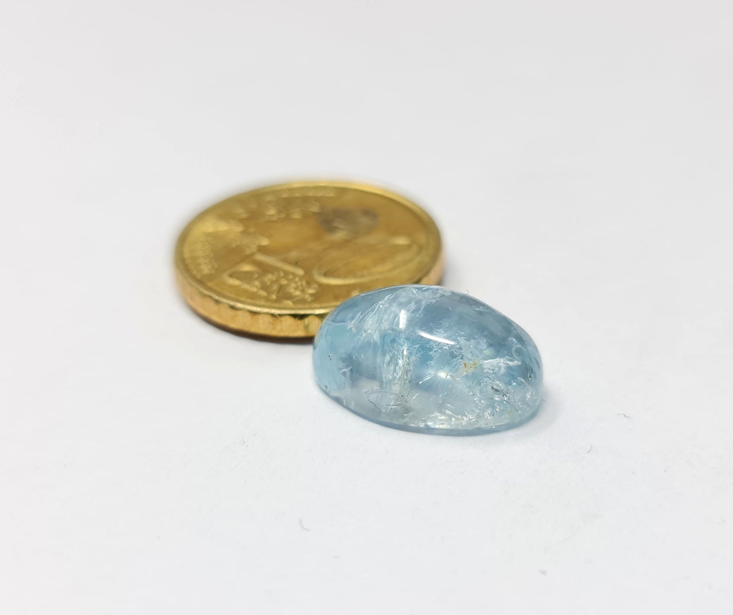 Nr.139 Aquamarin Cabochon blau, oval mit 15,1x10,1mm 8,2ct