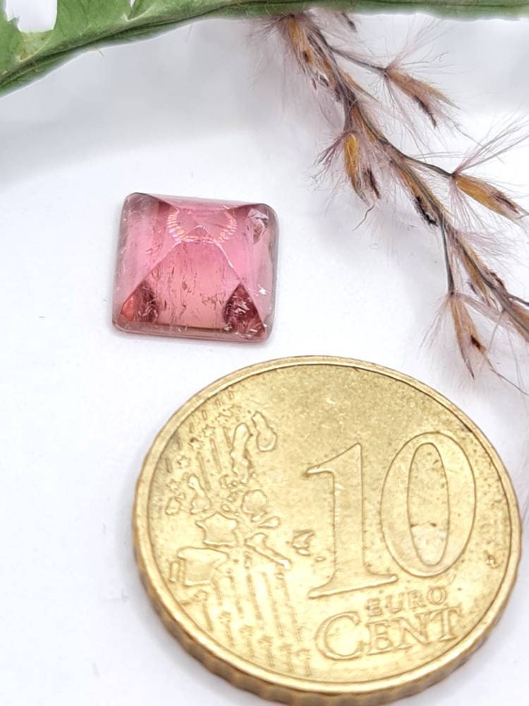 Pink Turmalin Cabochon quadratisch Rubellit Pfaffenhut 8,8x8,8mm 2,97ct (Nr.390)