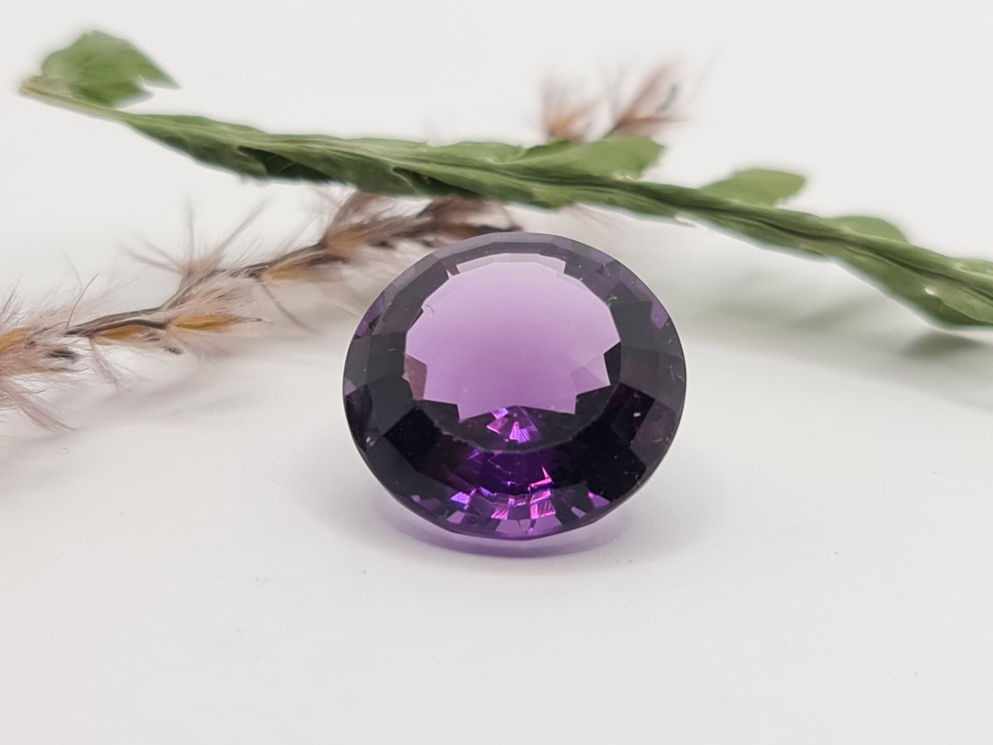 Amethyst rund facettiert 15mm 11,1ct (Nr.448)