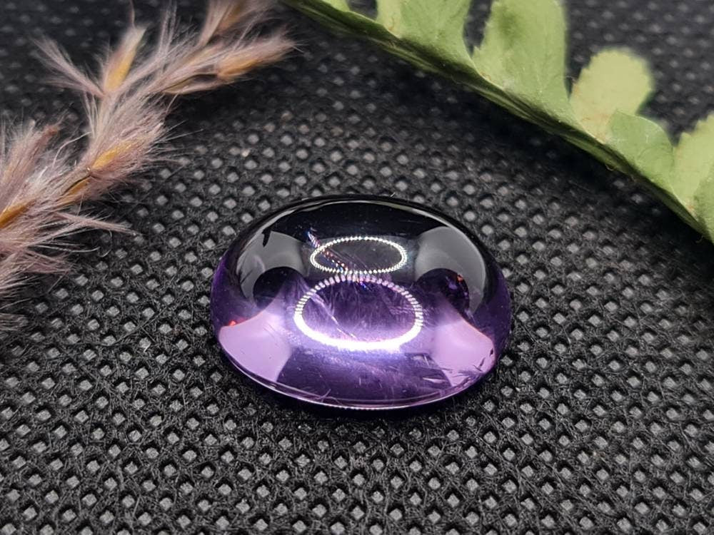 Nr.225 Amethyst Cabochon oval in lila, 16x12mm 11,28ct