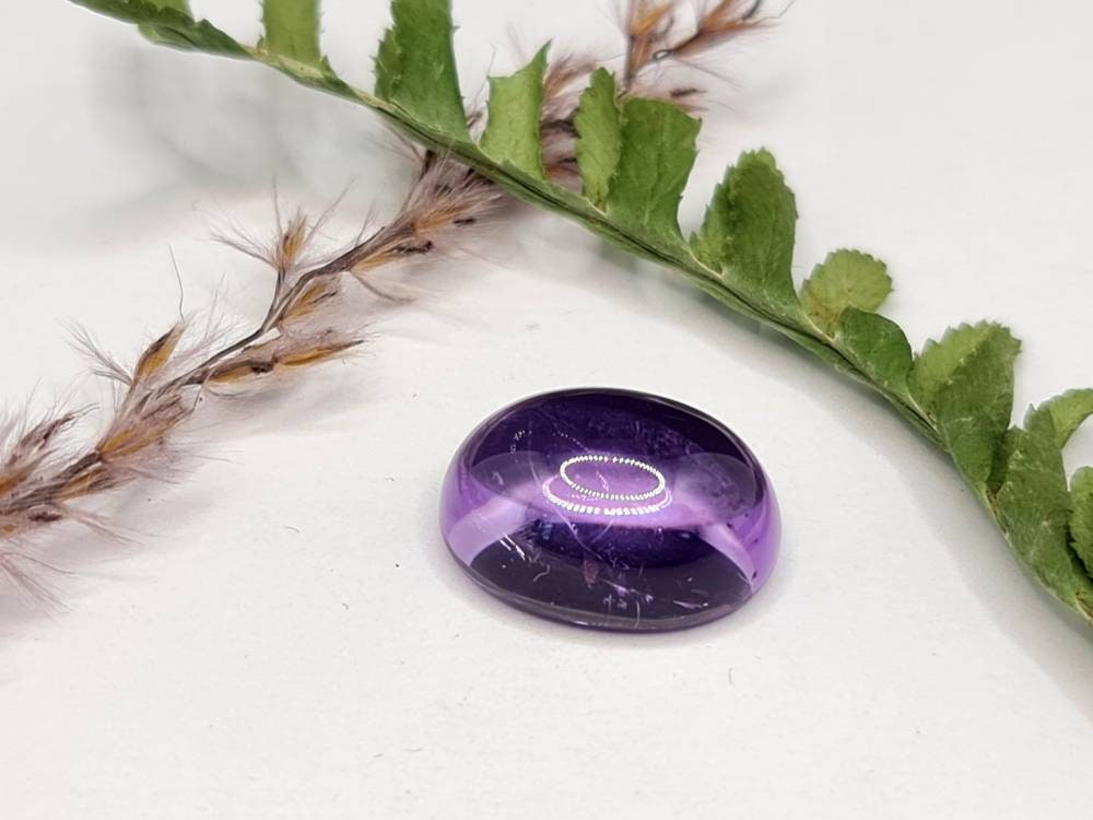 Nr.225 Amethyst Cabochon oval in lila, 16x12mm 11,28ct