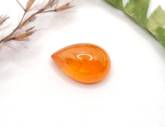 Orangefarbener Mandaringranat Tropfen Spessartin 12,9x8,6mm 10,37ct (Nr.516)