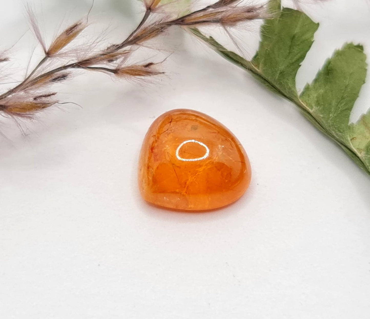 Dickbauchiger Mandaringranat Tropfen, Spessartin orange 11,2x10,4mm 6,27ct (Nr.518)