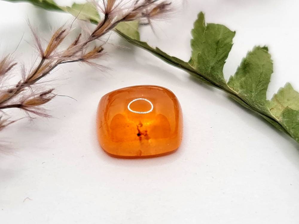 Rechteckiges Mandaringranat Cabochon orange  10,7x10mm  7,79ct (Nr.524)