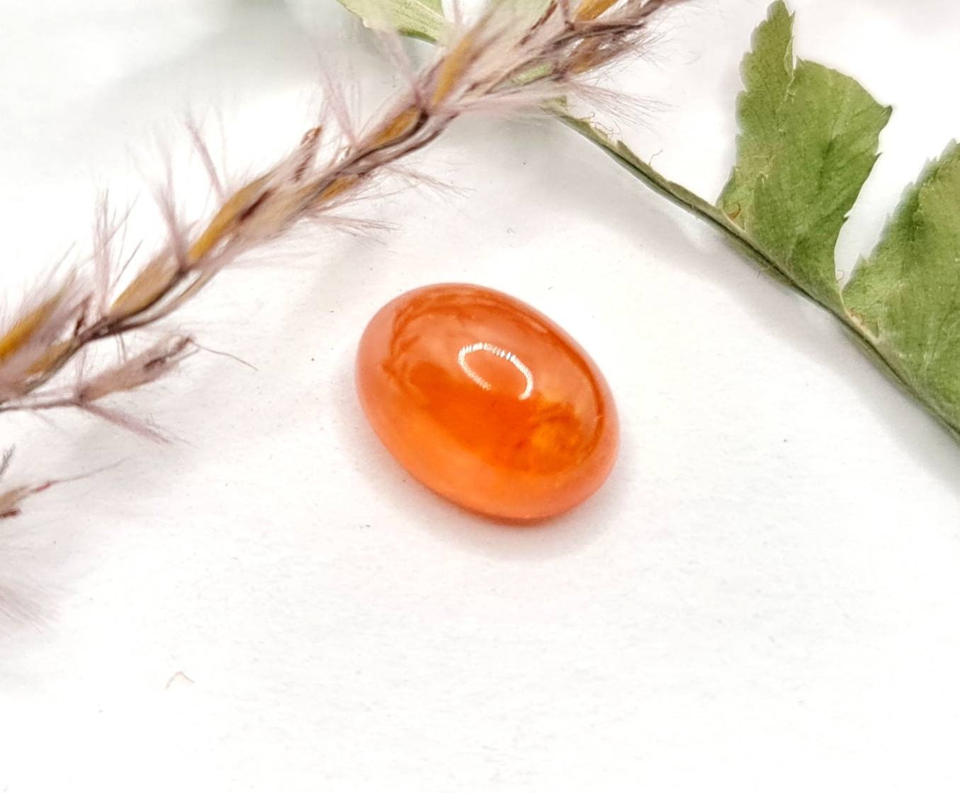 Orangefarbenes ovales Mandaringranat Cabochon Spessartin 10,8x7,8mm 5,37ct (Nr.526)