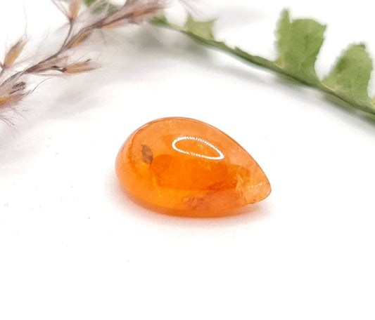 Orangefarbener Mandaringranat Tropfen Spessartin 15,5x10,5mm 11,47ct (Nr.563)