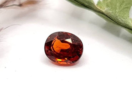 Oval facettierter Mandaringranat Spessartin orange 5,5x4,5mm 0,9ct (Nr.503)