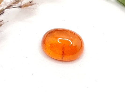 Ovaler orangefarbener Mandaringranat Spessartin 11,1x8,7mm 5,60ct (Nr.564)