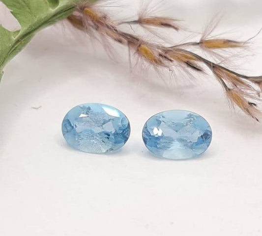 Facettierte blaue Aquamarine Paar oval 7x5mm 1,32ct (Nr.407)