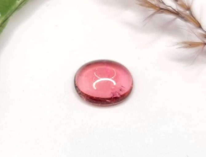 Ovaler Pink-Turmalin Cabochon, rosa Rubellit 10,5x8,7mm  2,68ct (Nr.352)