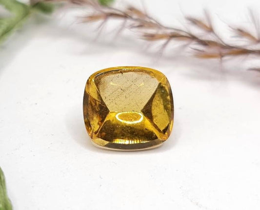 Goldgelber Turmalin im Spiegelschliff, abgerundetes Rechteck 12,5x11,5mm 4,47ct (Nr.245)