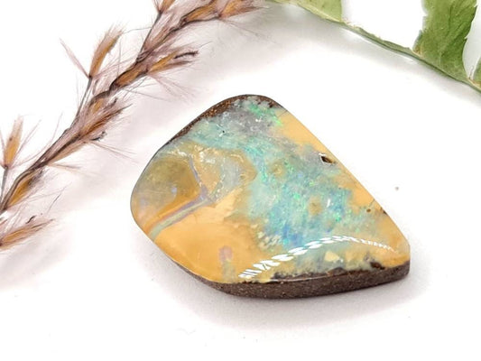 Echter australischer Boulderopal grün gelb 22x15mm 16,53ct (Nr.576)