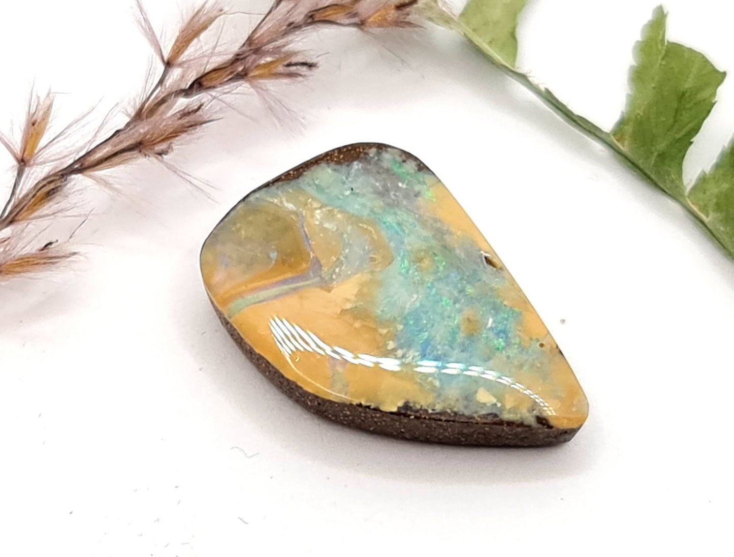 Echter australischer Boulderopal grün gelb 22x15mm 16,53ct (Nr.576)