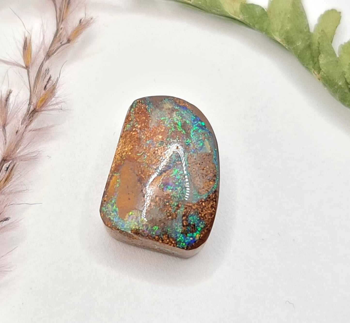 Echter australischer Boulderopal, bohrbar für Lederband, Blaugrün 18x13,4mm 21,22ct (Nr.585)