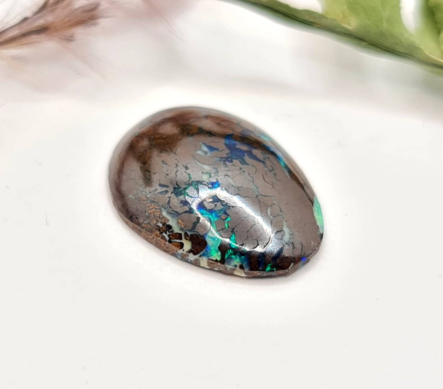 Echter australischer Boulderopal, Matrixopal grün blau 15x11,3mm 3,76ct (Nr.622)