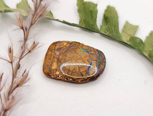 Echter australischer Boulderopal Matrixopal Yowah Nuss braun grün 16,1x11,9mm 5,07ct (Nr.656)