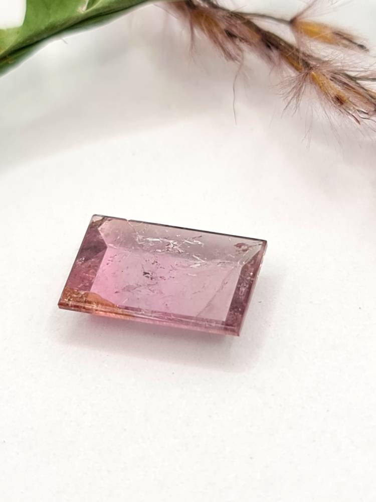 Pink Turmalin, rechteckig facettiert, rosa Spiegelschliff 11x7mm 2,5ct (Nr.389)